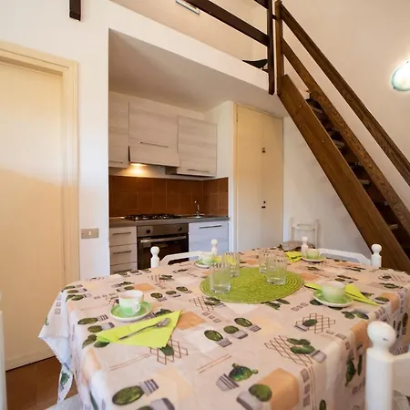 게스트하우스 Laura 3*